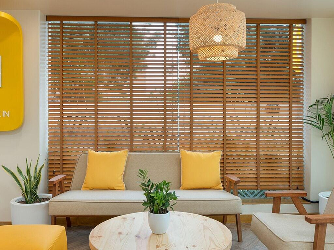 Public Area 2, Bloom Hotel SG Highway, Ahmadabad