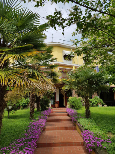 Others 5, Hotel Due Fontane, Lodi