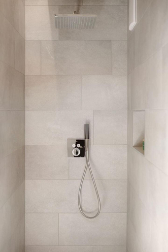 Bathroom 2, Bodehuttli, Frutigen