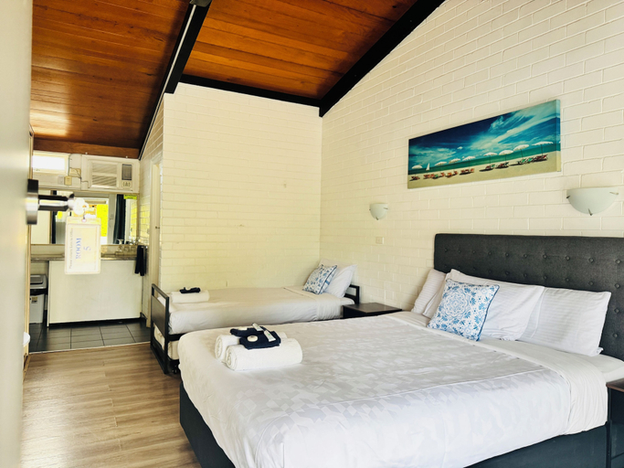 Bedroom 4, Jetty Motel The Entrance, Wyong - South and West