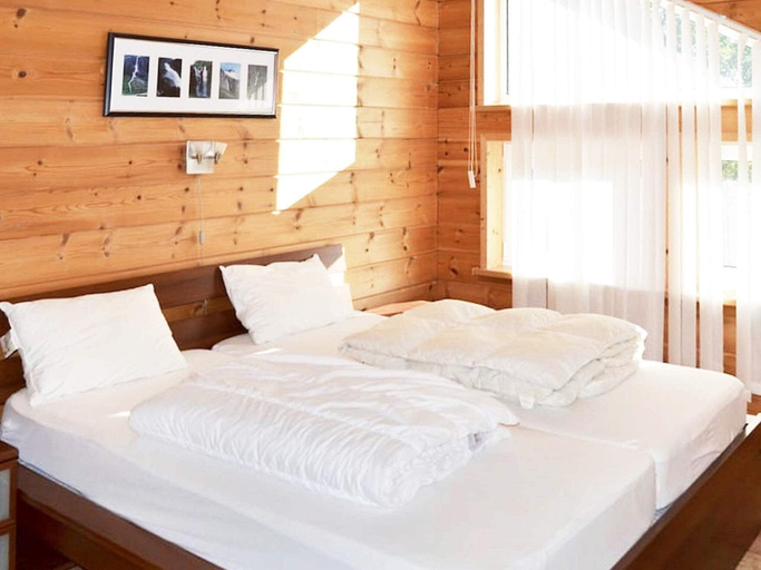 Bedroom 3, person holiday home in EIDSVAG-By Traum, Nesset