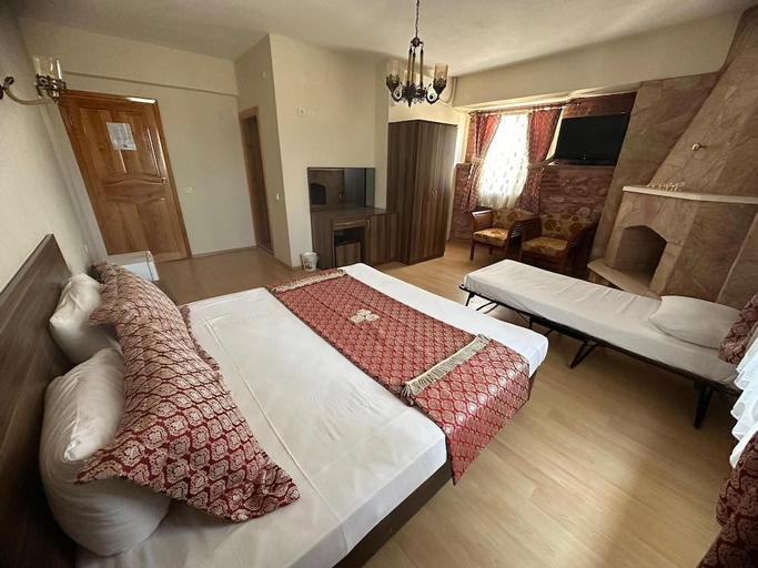 Bedroom 2, Odunluk Tas Konak Hotel, Ezine