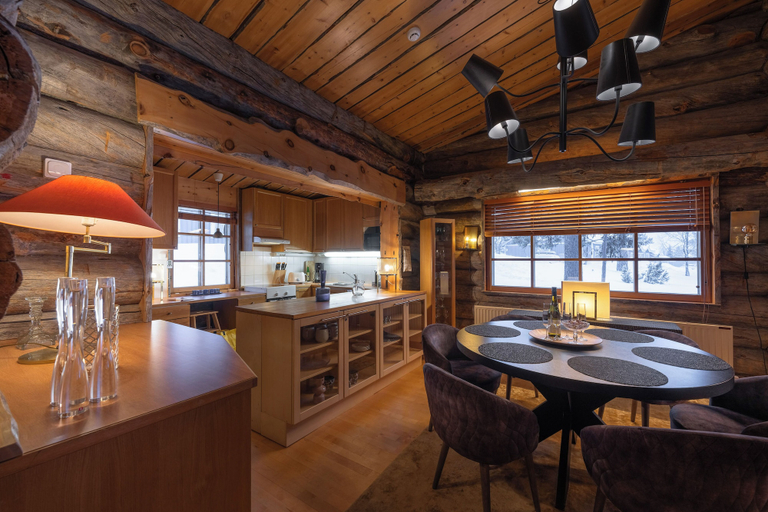 Food & Drinks 5, Kuukkeli Log Houses Teerenpesä - Premium Suite A48, Lapland