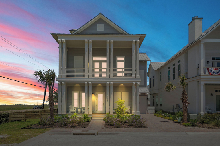 Exterior & Views 2, The Salty Seahorse 105 WI, Nueces
