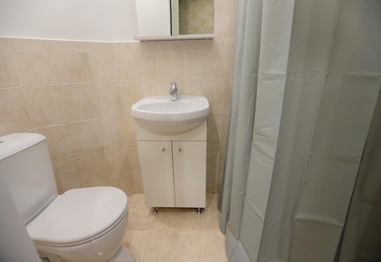 Bathroom 2, Hotel Nova, Sankt-Peterburg gorsovet
