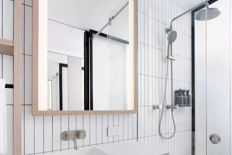 Bathroom 13