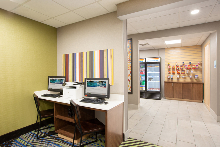 Others 3, Holiday Inn Express & Suites COLUMBUS by IHG, Platte