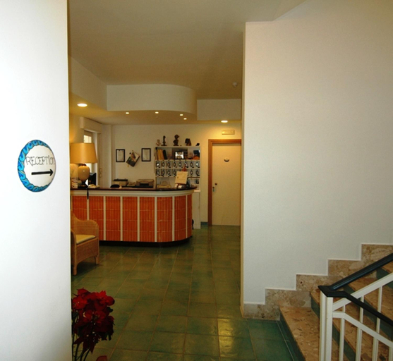 Public Area, Hotel Mayor, Latina