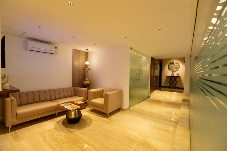 Others 5, Hotel Inland Avenue, Dakshina Kannada