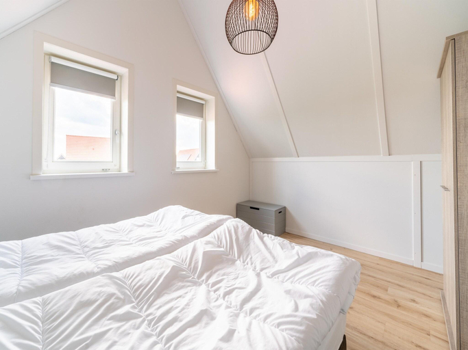 Bedroom 2, Holiday Home in Scherpenisse near Nature Reserve, Tholen