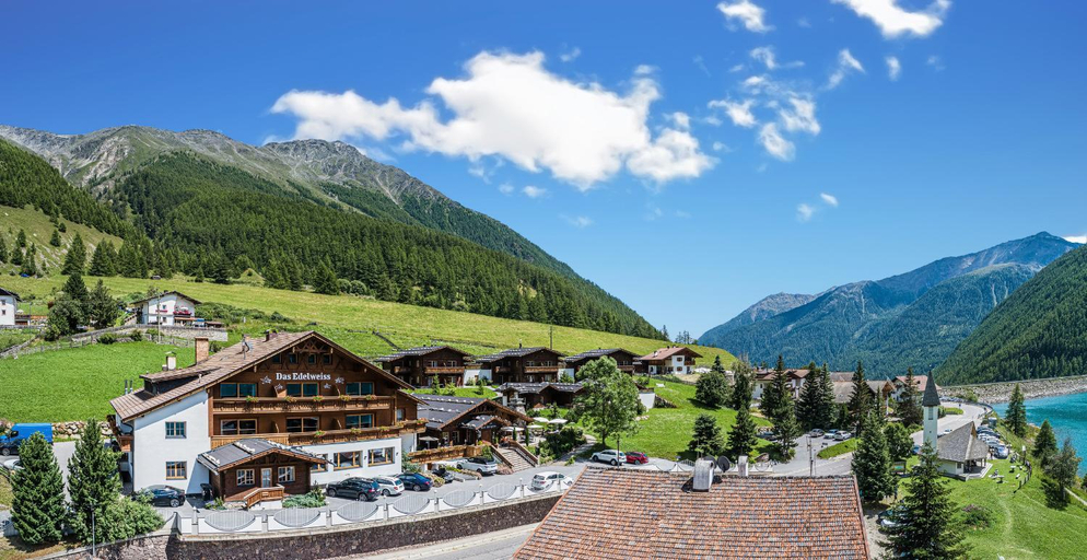 Others 3, Hotel & Chalets Edelweiss, Bolzano