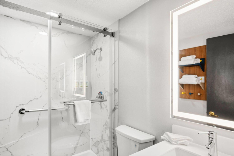 Bathroom 4, Microtel Inn & Suites by Wyndham Lexington, Fayette