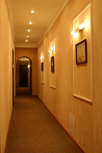 Others 3, Hotel Akvareli Vosstaniya, Sankt-Peterburg gorsovet