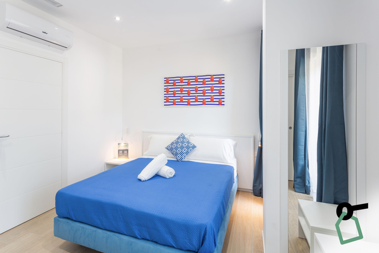 Others 5, Hotiday Room Collection - Byò Home, Napoli
