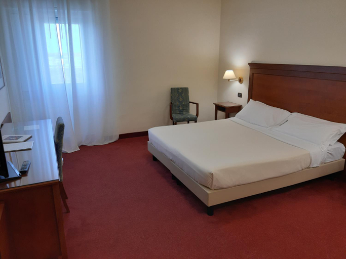 Bedroom 2, Hotel HR, Bari