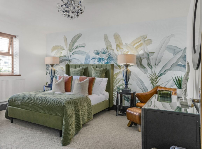 Bedroom 2, Coach House, Bridgend