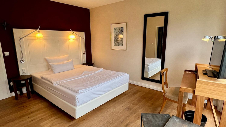 Bedroom 4, Kloster Steinfeld Gastehaus, Euskirchen