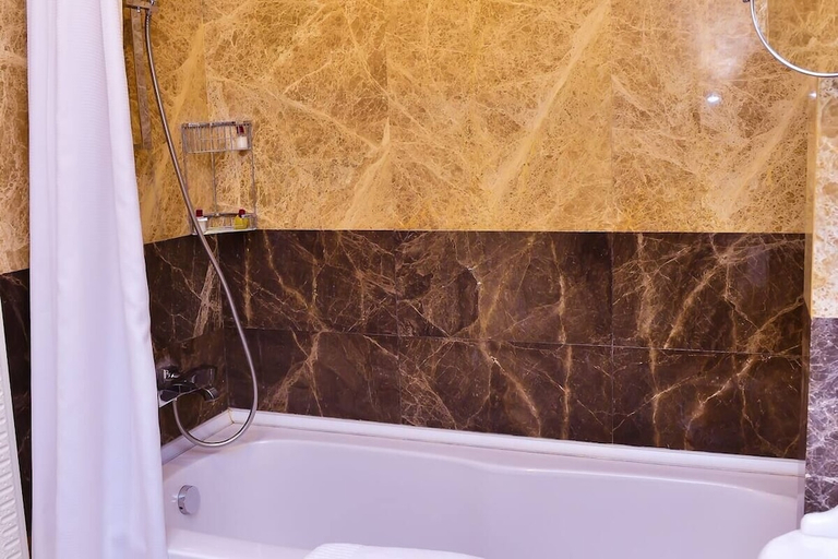 Bathroom 4, The Lake Palace Hotel Baku, Baku