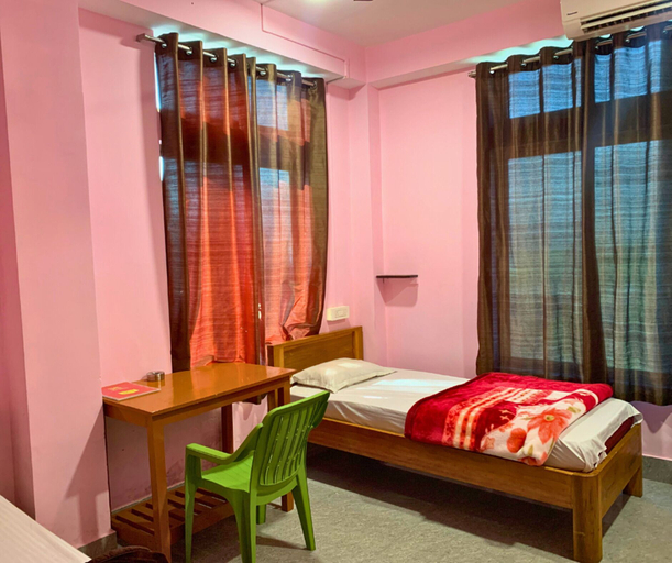 Bedroom 2, Hotel City Centre, Papum Pare