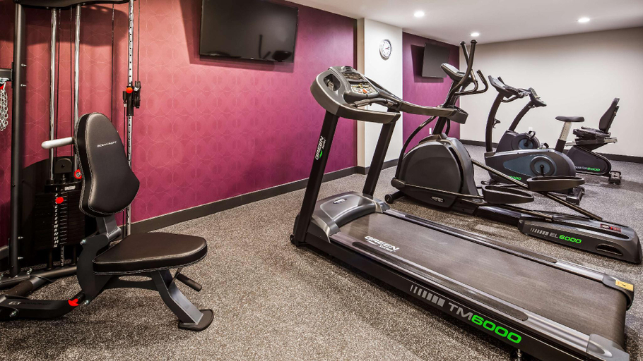 Others 4, Best Western Plus Stadium Inn, New York