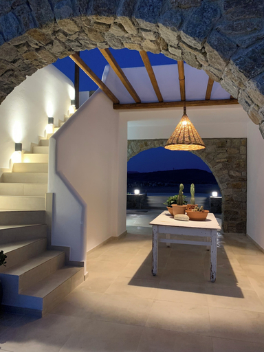 Others 5, Alirene Mykonos, South Aegean