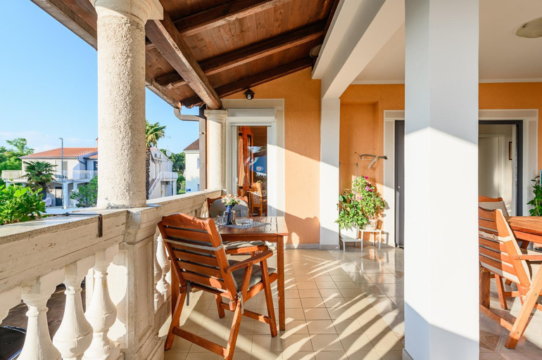 Balcony/terrace 2, House Alma, Poreč