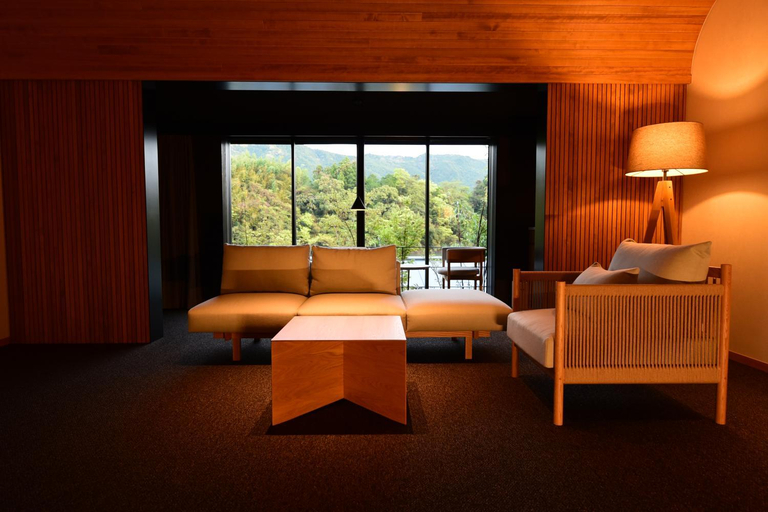 Bedroom 2, Kohanyu, Kami
