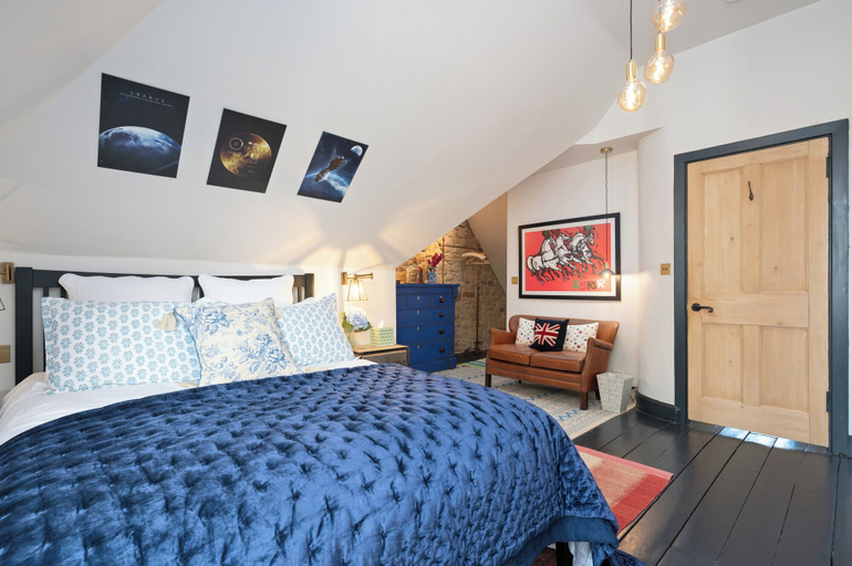 Room 4, Eskbank Terrace Spacious House, Midlothian