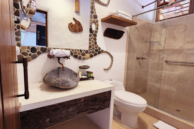 Bathroom 3, Casa San Carlos Lodge, Pereira