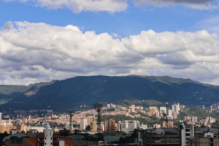 Others 5, Stadio Serenity Suite Rosa Negra, Medellín
