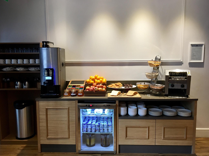 Food & Drinks 5, The Eaton Townhouse, London