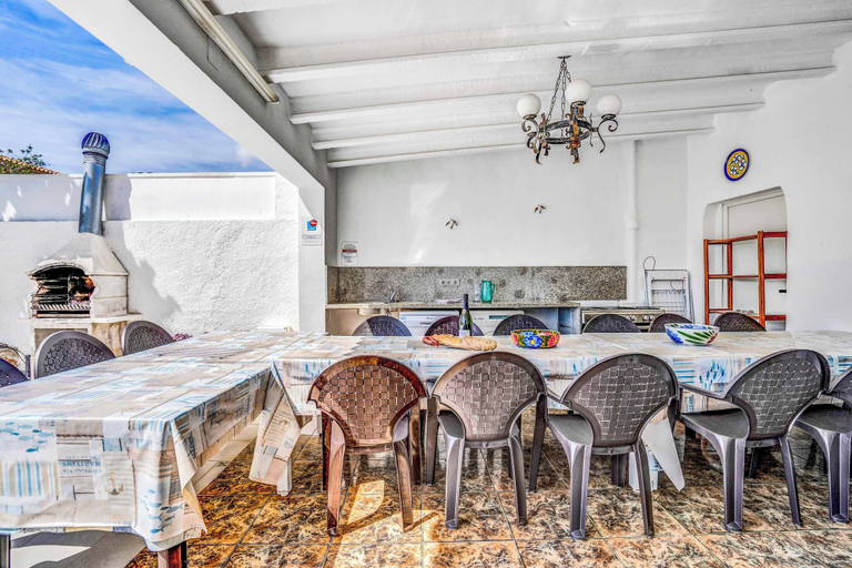 Food & Drinks 5, Villa Benicuco, Alicante