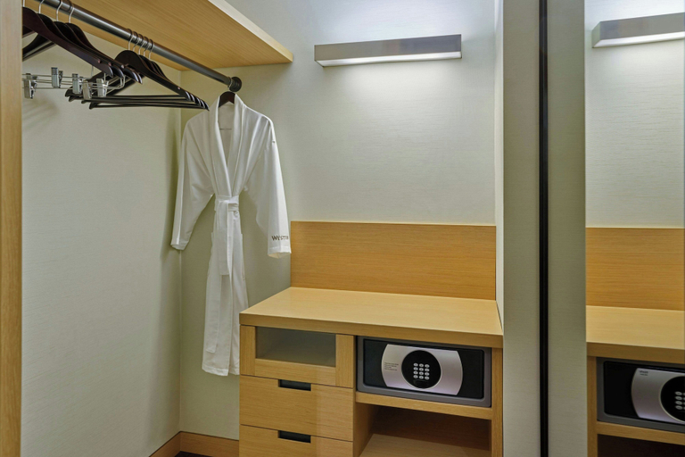 Bedroom 3, The Westin Lima Hotel & Convention Center, Lima