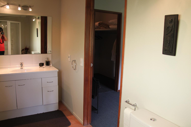 Bathroom 4, Chartre Manor B&B, Thames-Coromandel