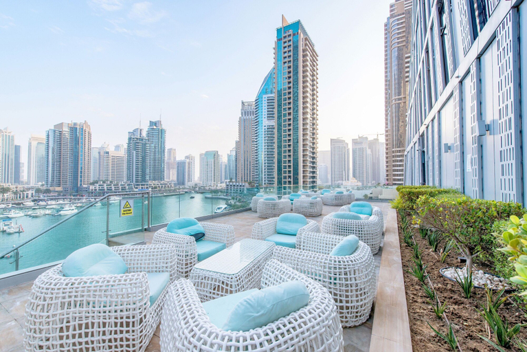 Food & Drinks 3, Iconic Marina Stay Cayan Tower 2BR, Dubai