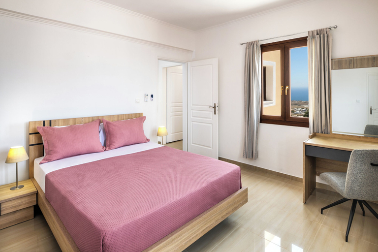 Bedroom 5, Santorinn Suites, South Aegean