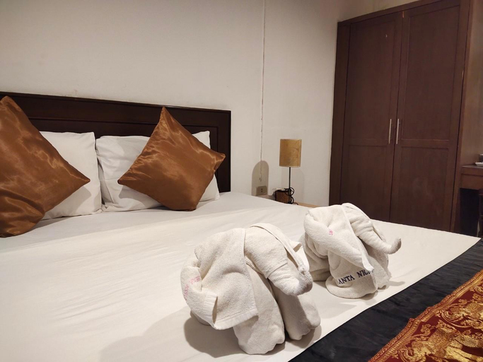 Bedroom 12