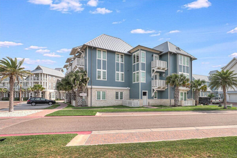 Exterior & Views 2, Pelican Point TC 10202, Nueces