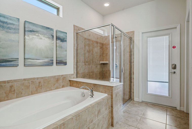 Bathroom 3, 1716 Lima Avenue, Osceola