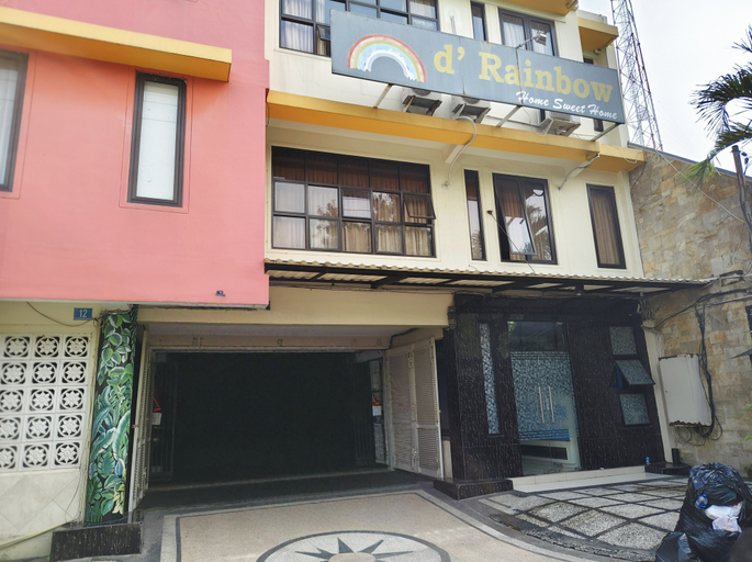 Exterior & Views 2, Yutaka Inn Drainbow Royal Plaza, Surabaya