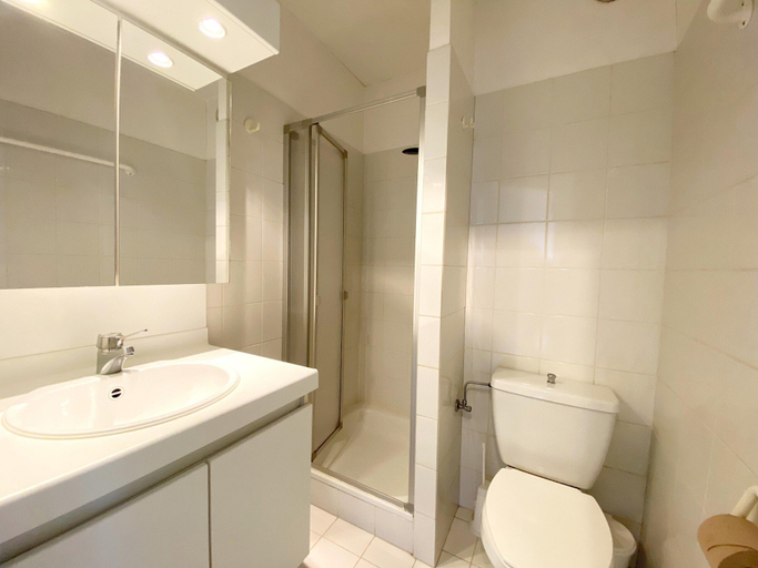 Bathroom, Studio in Nieuwpoort With Stunning Sea Views, West-Vlaanderen