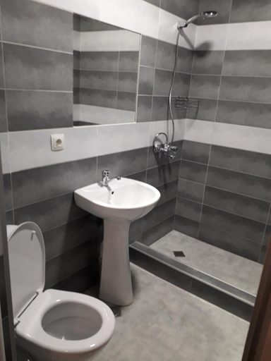 Bathroom 3, Gnt Plus, Tbilisi