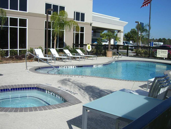 Sport & Beauty 5, Hampton Inn & Suites Houston-Bush Intercontinental Aprt, Houston