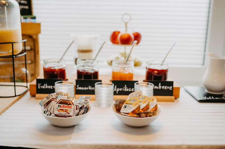Food & Drinks 5, Hotel Garni "Villa am Schaalsee", Ludwigslust-Parchim