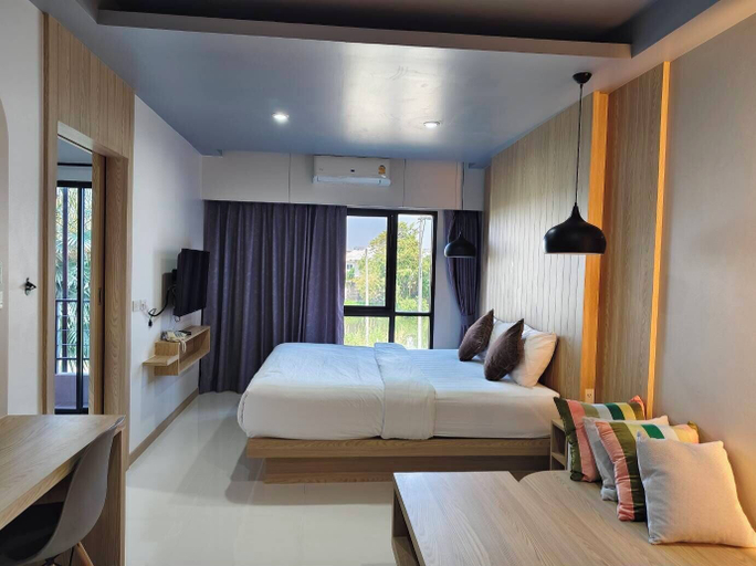 Bedroom 23