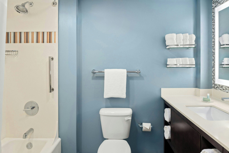 Bathroom 4, Residence Inn by Marriott Daytona Beach Oceanfront, Volusia