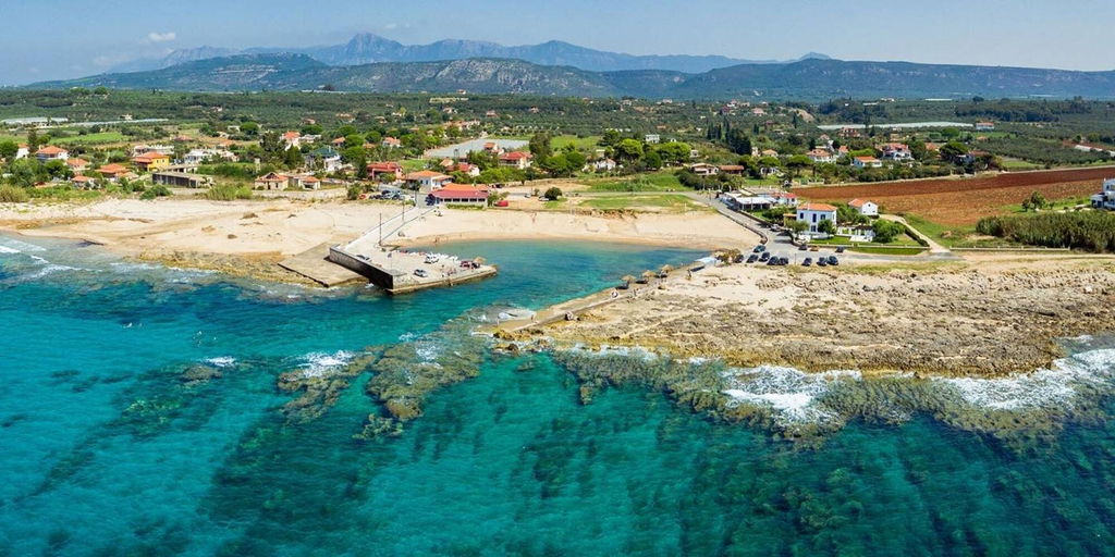 Room 5, Serenity and Views - Beachside Escape, Peloponnese