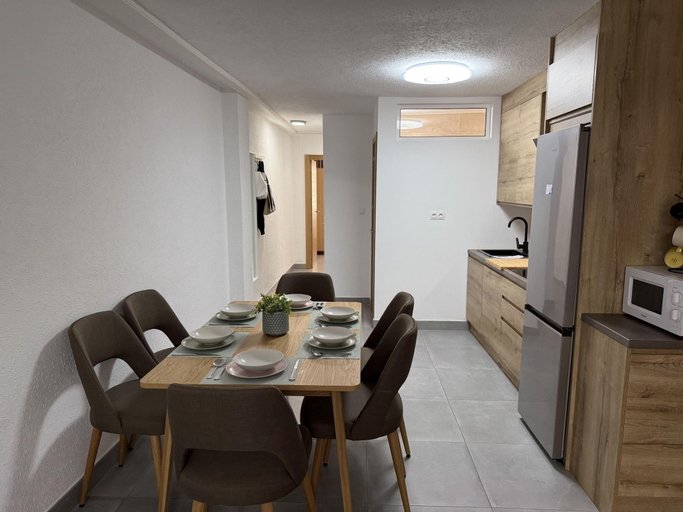 Room 4, Apartamento 3 Dormitorios Centro DE LA Ciudad, Málaga