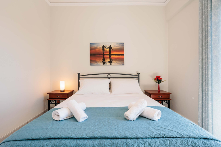 Room 2, Serenity and Views - Beachside Escape, Peloponnese