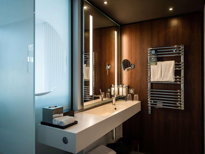 Bathroom 4, Hôtel Molitor Paris - MGallery, Paris